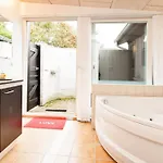 4 Star In * Dronningmølle