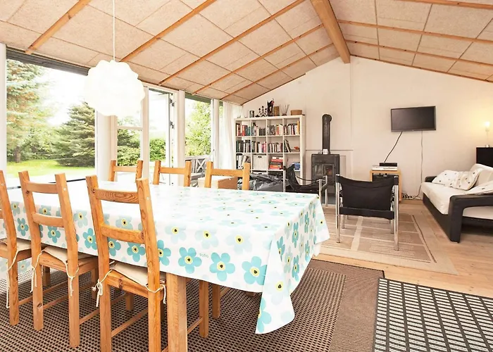 Дом отдыха 6 Person In Dronningmolle-by Traum Dronningmolle
